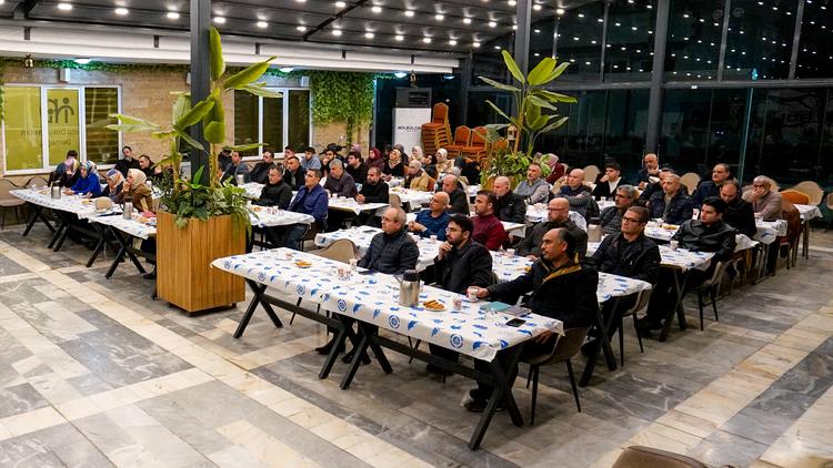 “Sivil Hareket” Kitap Tahlili