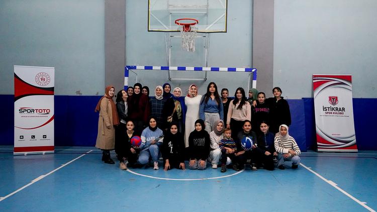 Secondary Education Girls Volleyball Tournament