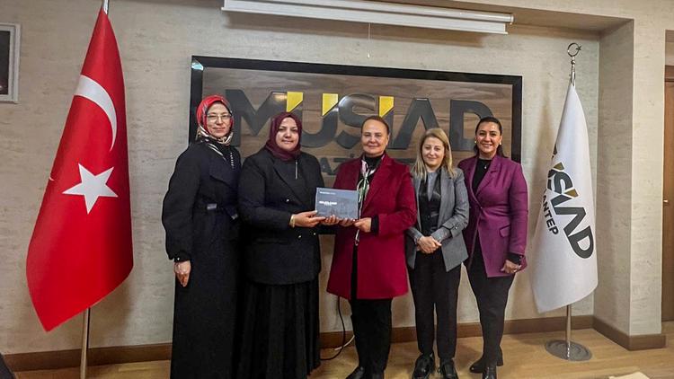 Visit from Bülbülzade Foundation to President of Müsiad Women's Branch