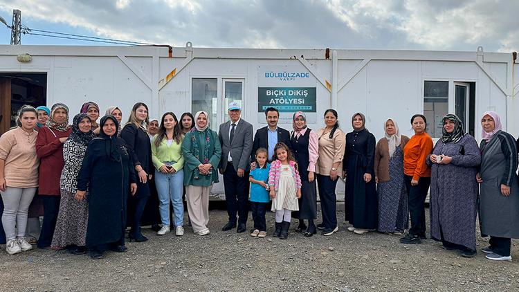 Nurdağı District Governor Nurullah Erciyes Visits Sewing Workshops