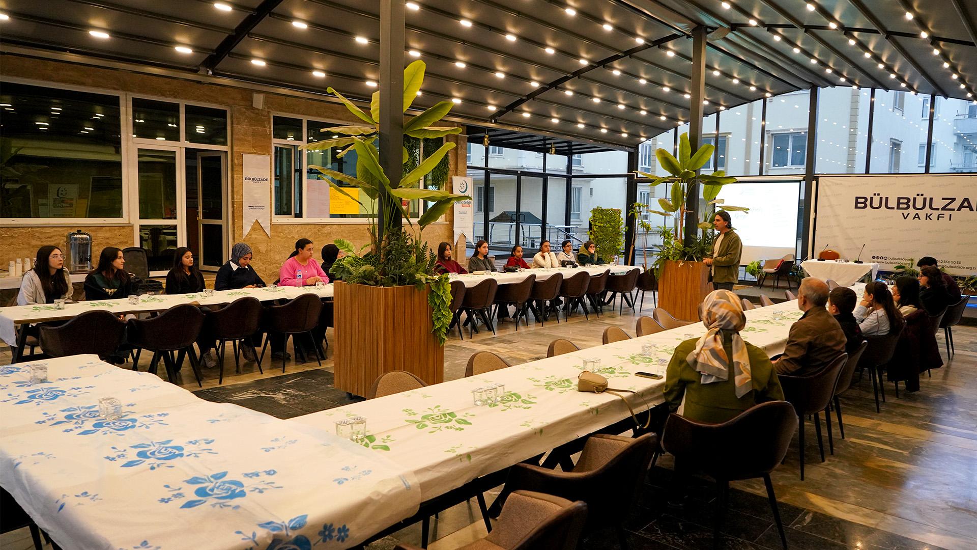 A “Holiday Camp” for High School Students by the Secondary Education Commission