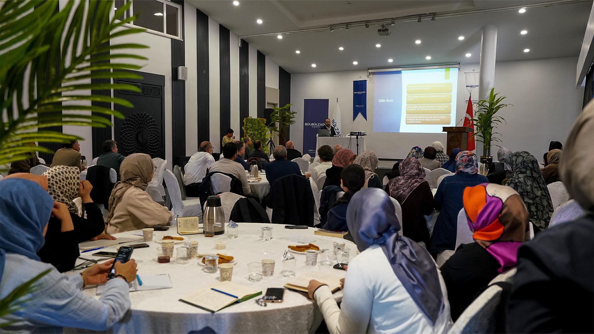 “Concept Workshop” Held