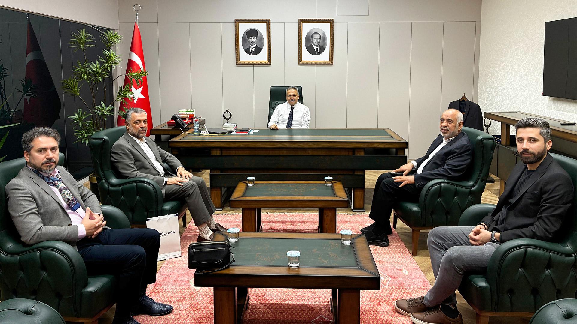 زيارة حاكم منطقة شاهين بيه محمد أمين طاشجي زيارة حاكم منطقة شاهين بيه محمد أمين طاشجي