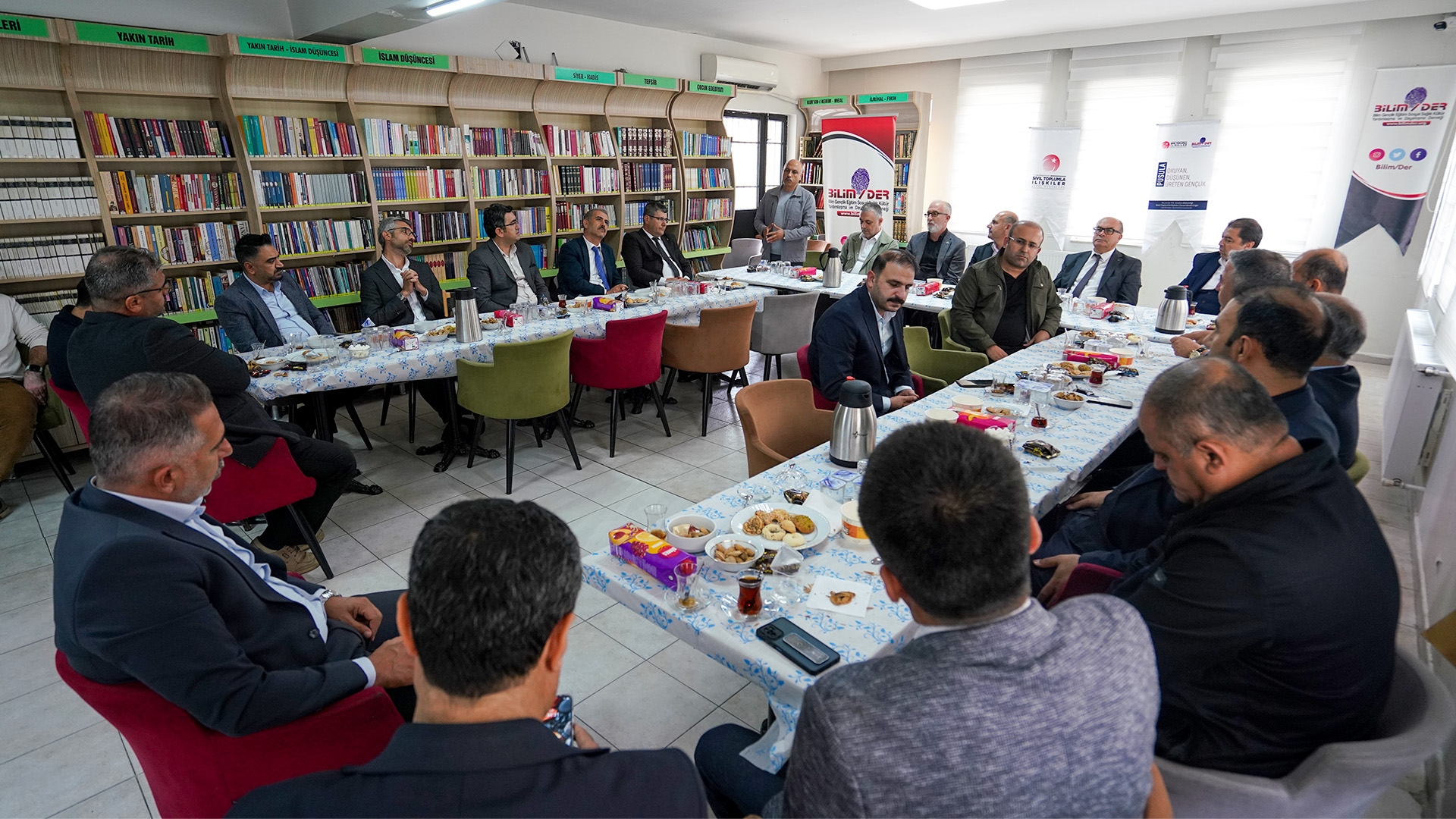 BİLİM-DER’s “Pusula” Project Introduced with the Participation of Educators