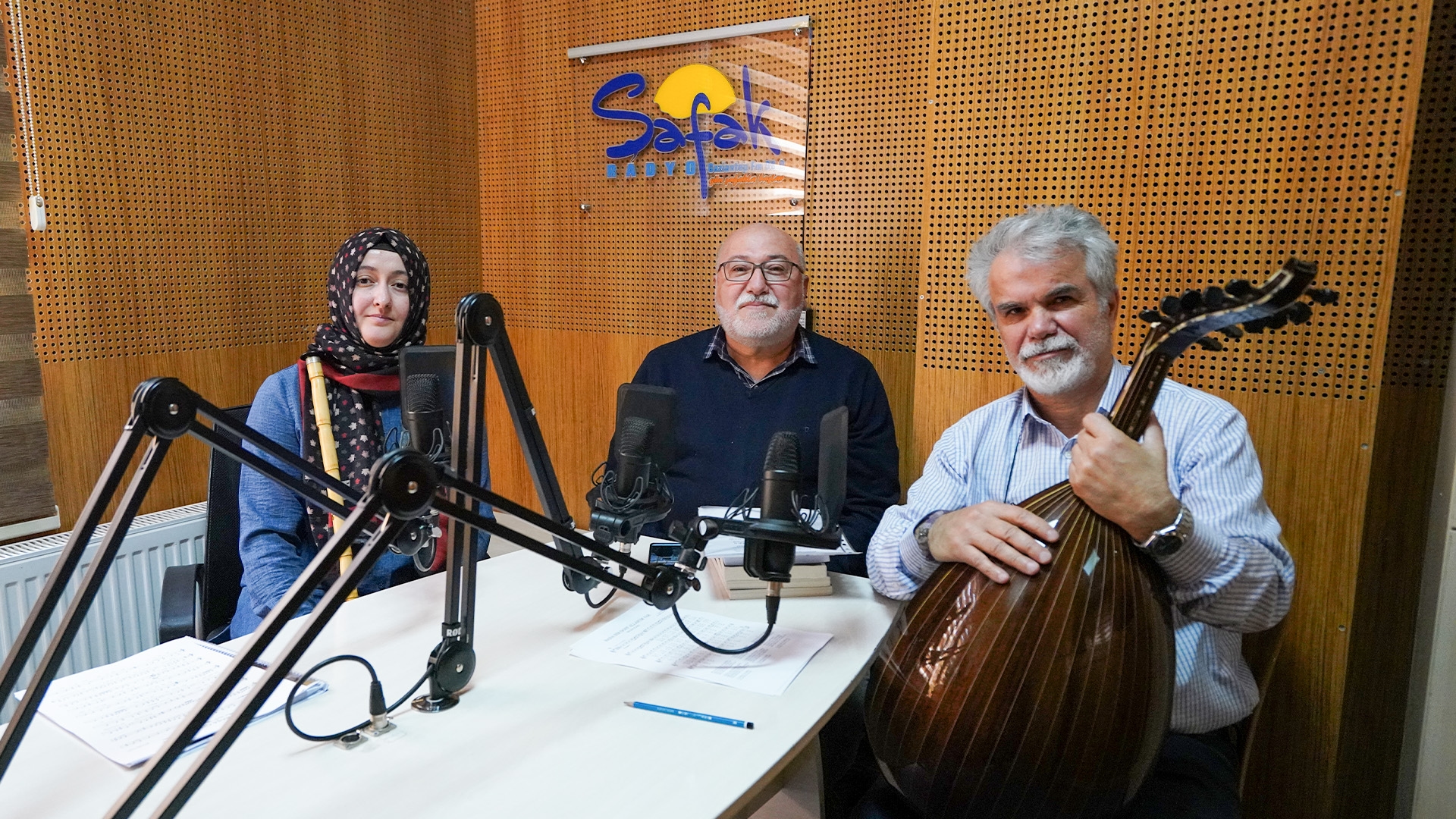 “Ayıntap Sohbetleri” Meets Culture Enthusiasts on Şafak Radio