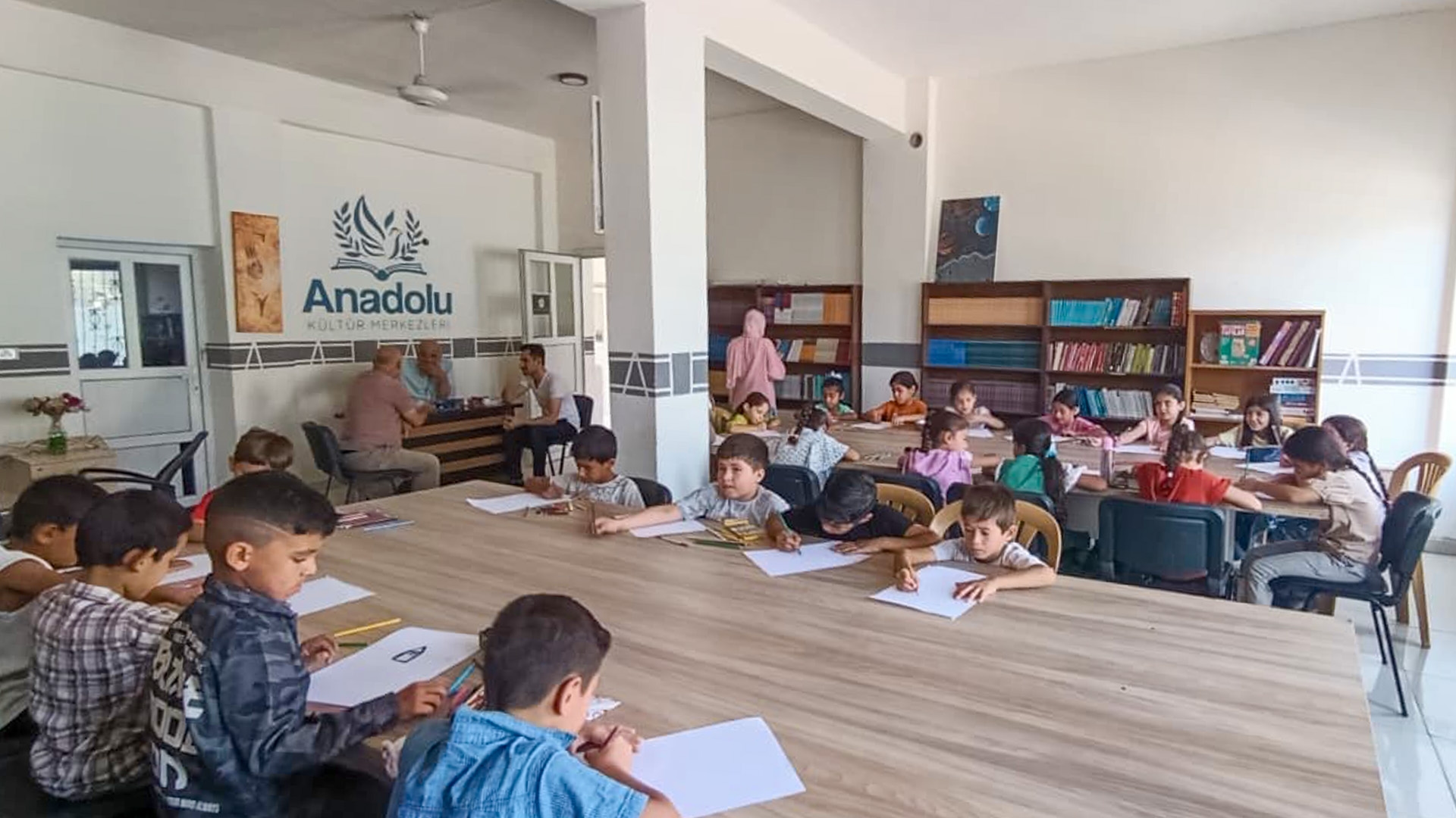Cerablus'ta Çocuklar Yaz Okulu ile Geleceğe Hazırlanıyor