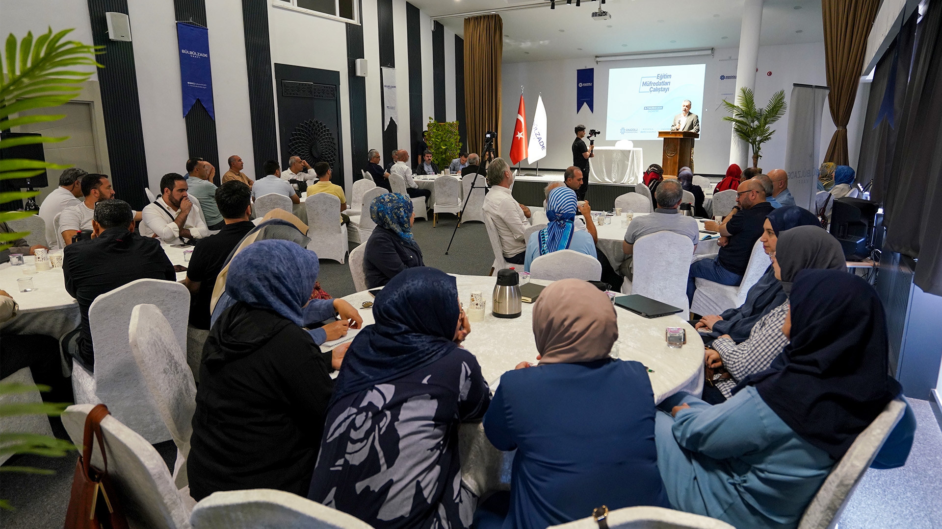 “Eğitim Müfredatları Çalıştayı” Başladı