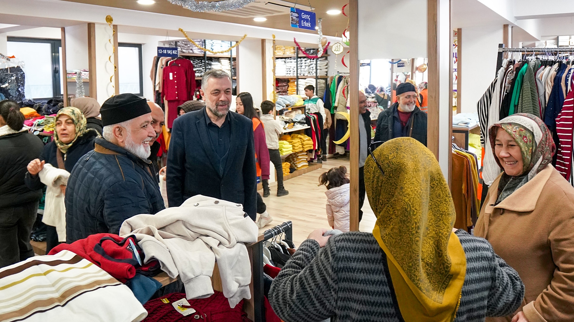 In This Store, We Heal Each Other’s Wounds