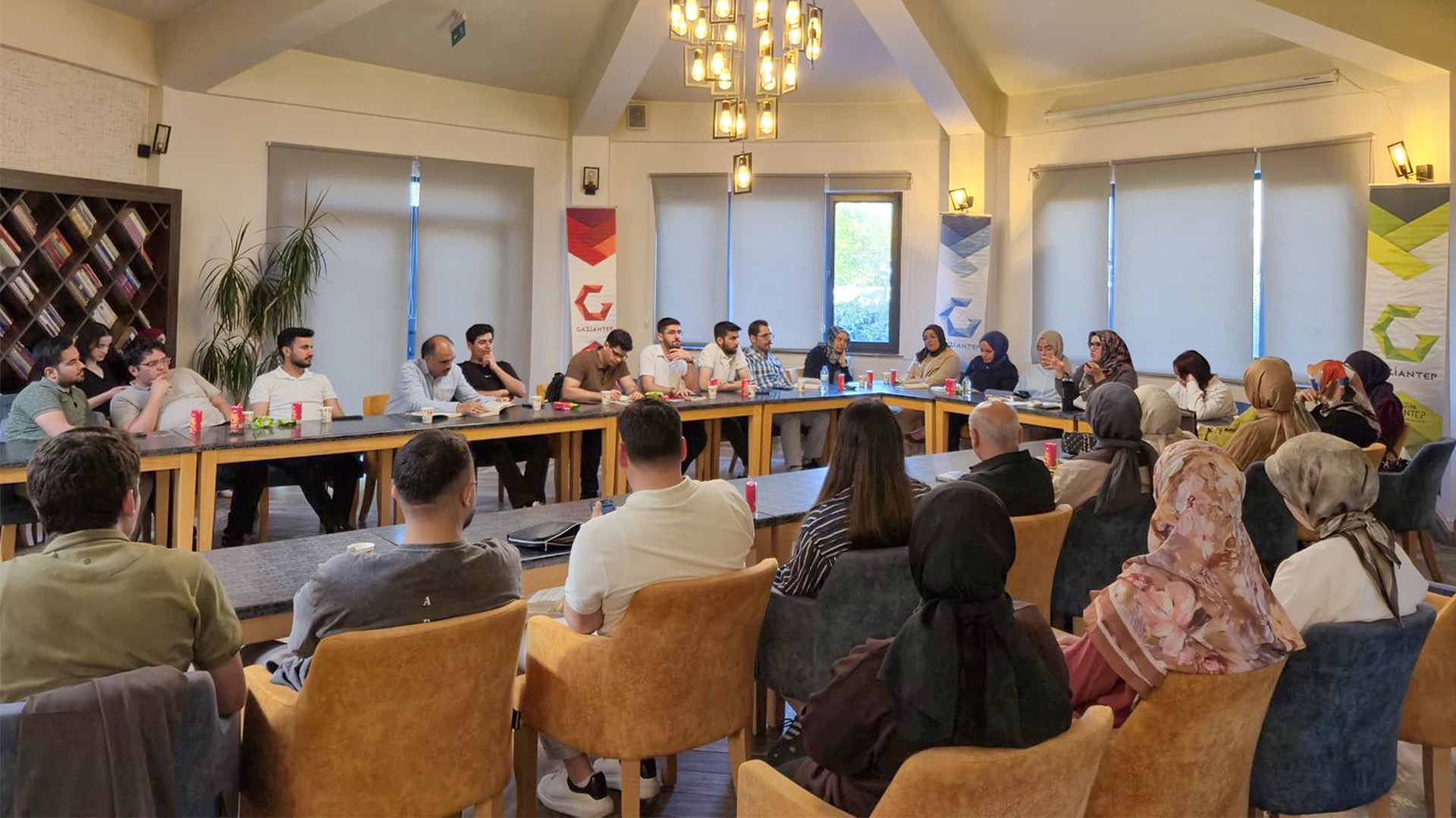 Gaziantep AÖB Oku-Yorum Project’s Second Term Completed